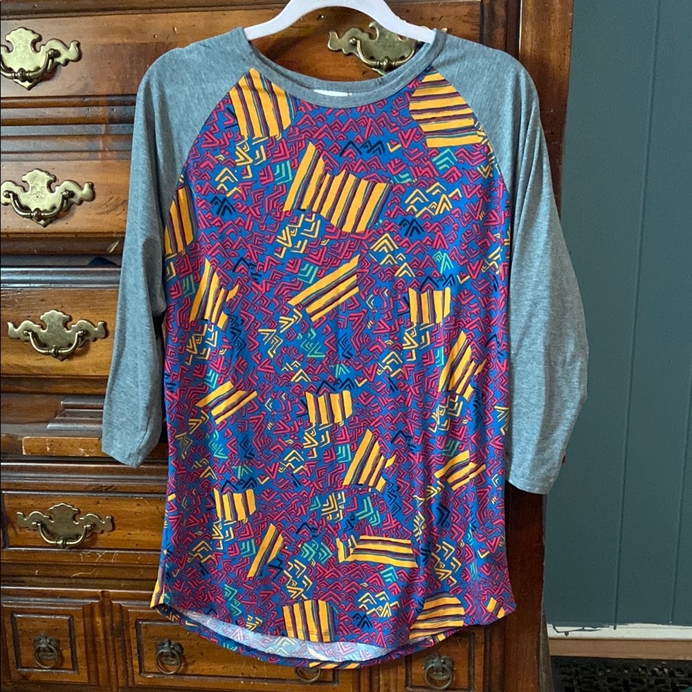Colorful Geometric Pattern Raglan Shirt
